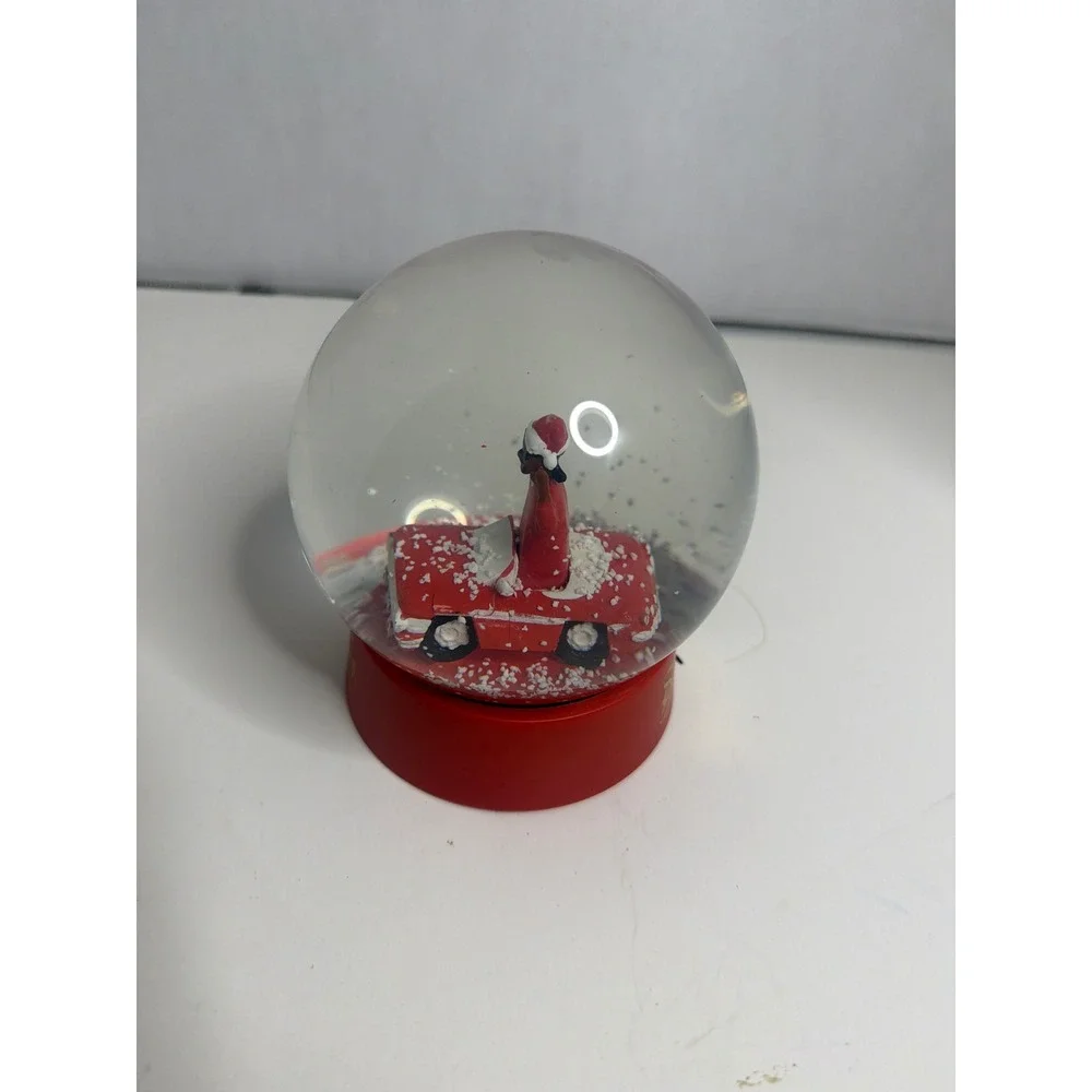 Snoop Dogg Snoop on the Stoop Snow Globe Dogg Supply Santa Red‎ Convertible Car